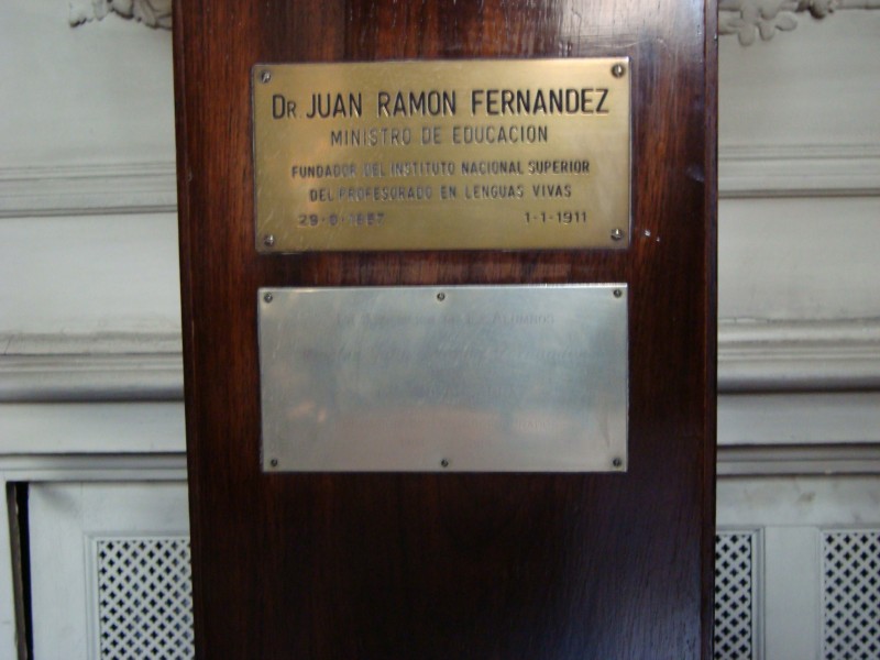 024a-Placa en el musto de JR Fernández