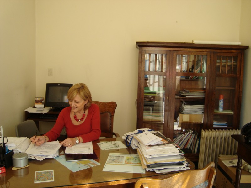 074-Regencia del nivel superior, Prof. Diana Ardissone en su despacho