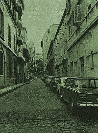El ingreso por Posadas estaba enfrentado a la placita Toribio Tedín. El pasaje fue demolido en el año 1978 para dar lugar a la prolongación de la Avenida 9 de Julio y a la construcción de la Autopista Illia